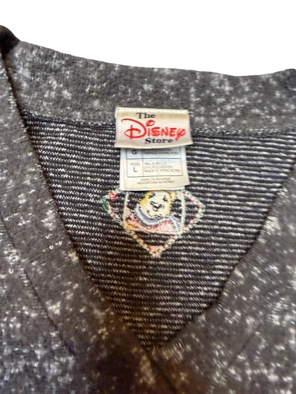 ✨ Vintage Disney Winnie the Pooh Snowy Scene‎ Sweater Large ✨